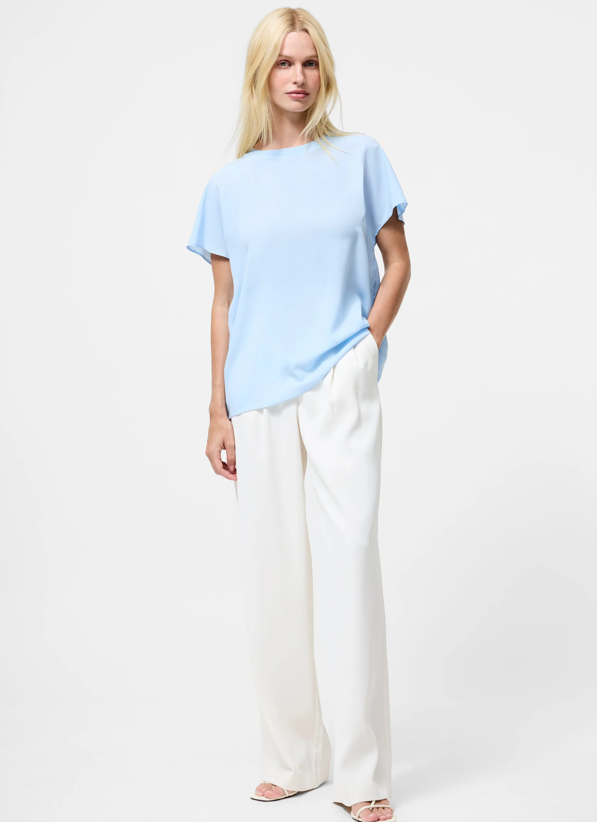 Crepe Light Crew Neck Top