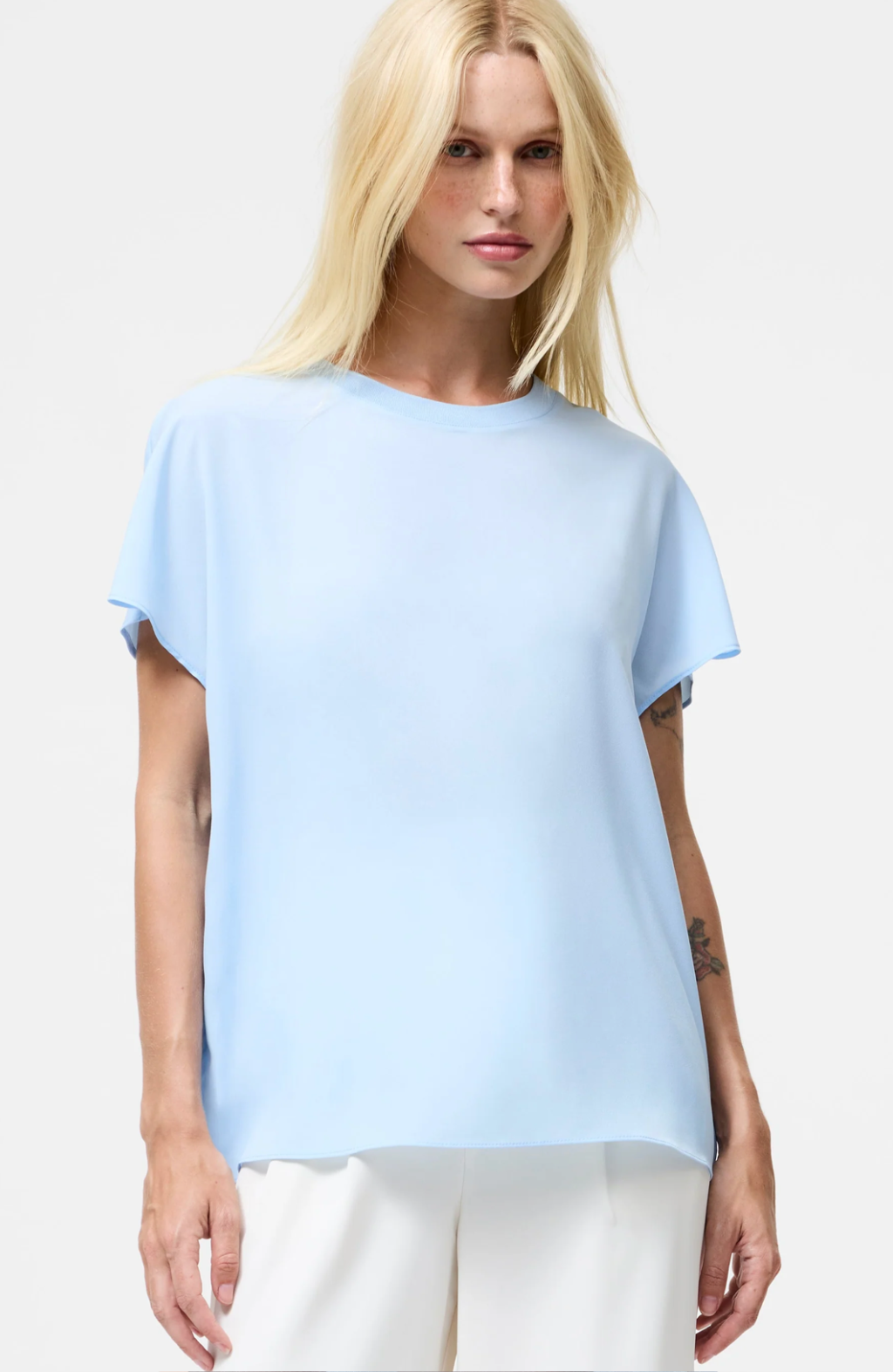 Crepe Light Crew Neck Top