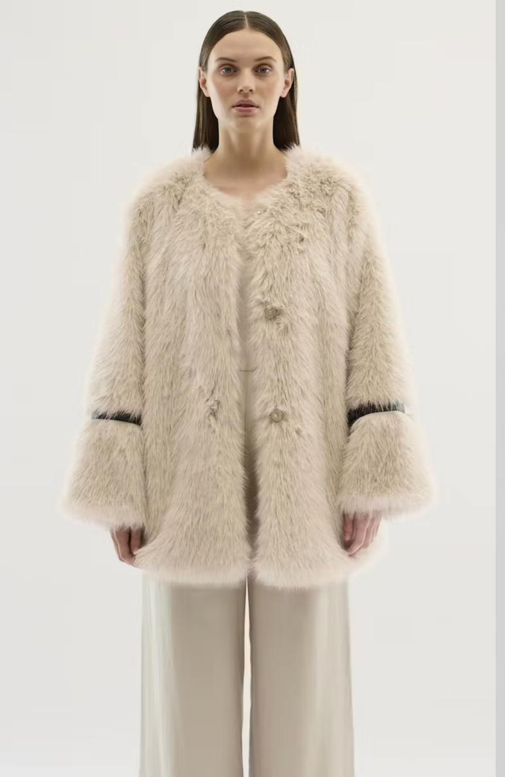 KBPearly Faux Fur coat